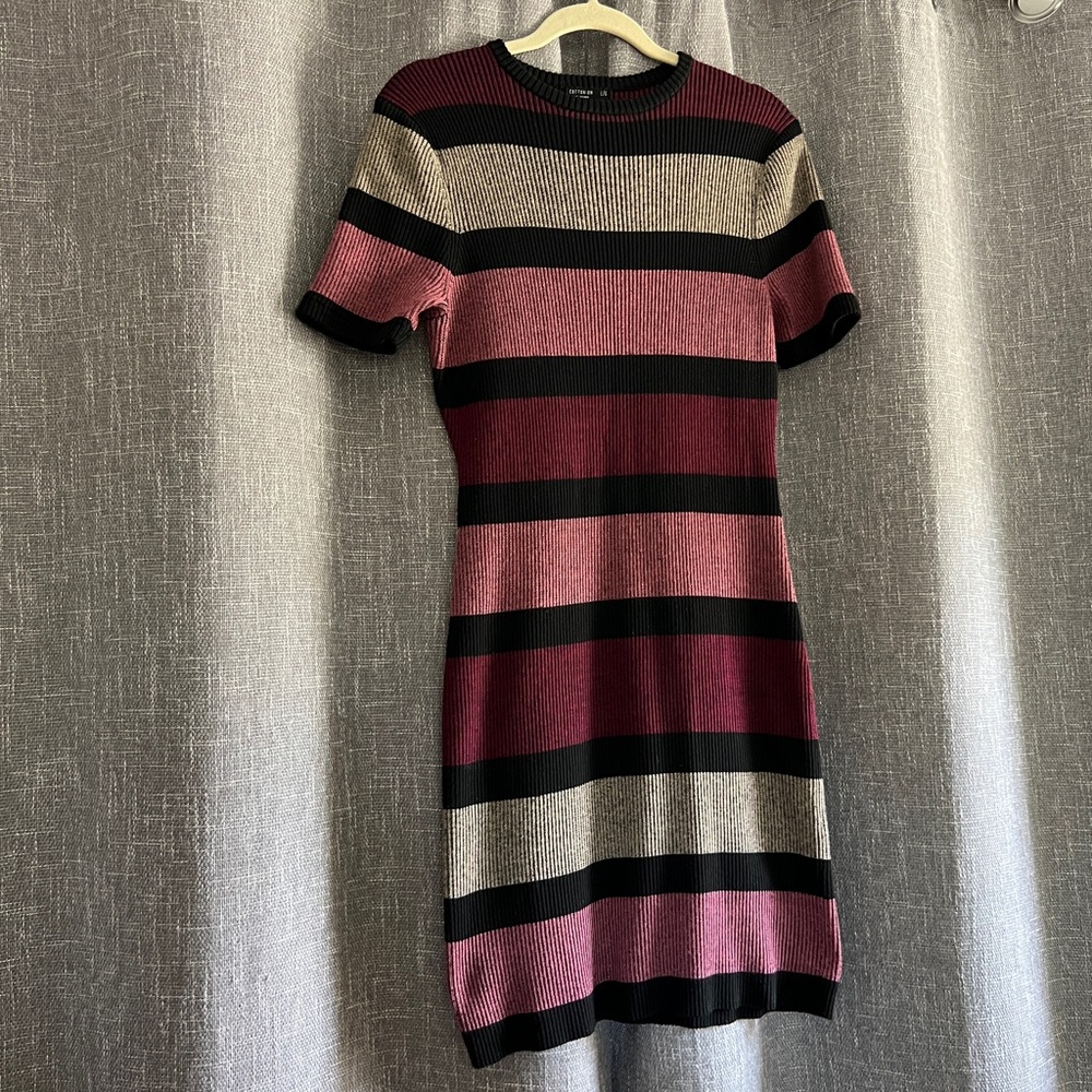 Cotton On short sleeve striped sweater dress, black, grey, pink, magenta - Large - Picture 2 of 12